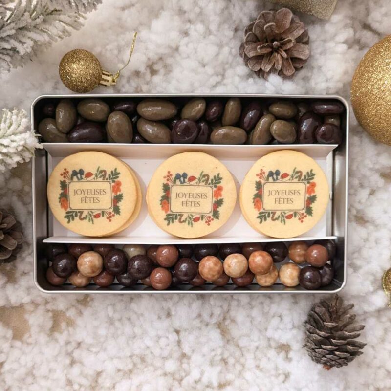 Coffret de biscuits personnalisés et chocolats pour Noël