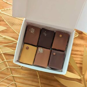 petit coffret de chocolat valrhona à offrir