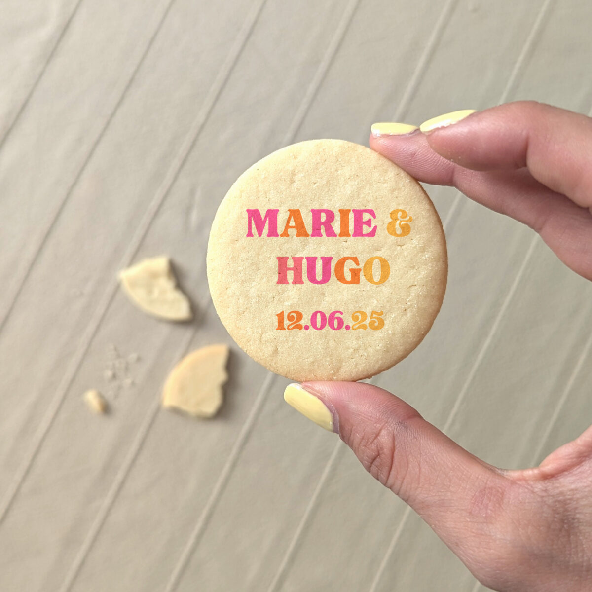 Biscuit personnalisé pour mariage floral